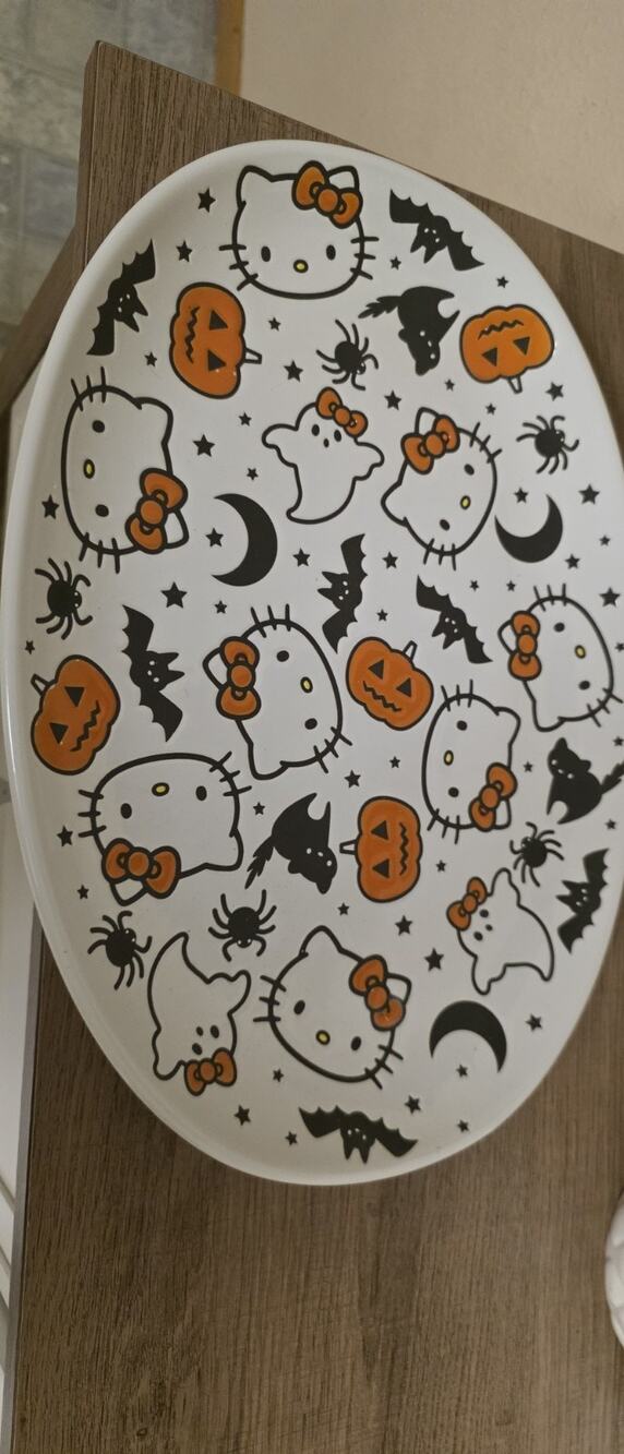 Hello Kitty Halloween Pumpkin Bat Platter Plate